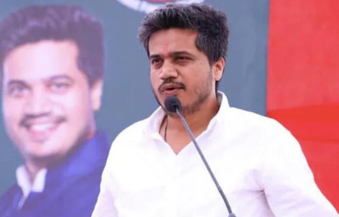 rohit pawar