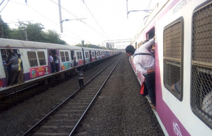 goregaon-station-local-prob