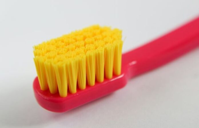 tooth brush
