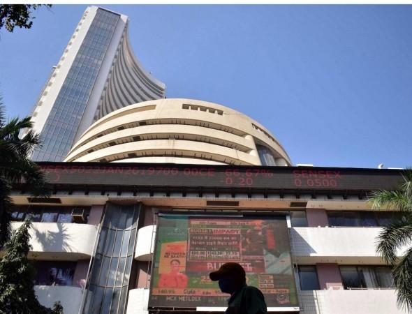सेन्सेक्स, ट्रम्पच्या दरांच्या अनिश्चिततेच्या दरम्यान निफ्टी ओपन लोअर लोअर सेन्सेक्स, ट्रम्पच्या दरांच्या अनिश्चिततेच्या दरम्यान निफ्टी ओपन लोअर लोअर