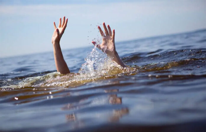 drown