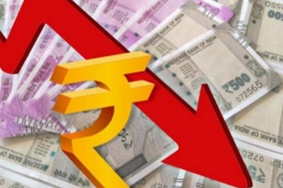 अमेरिकन डॉलरमध्ये घसरण झाल्यानंतरही रुपे पुनर्प्राप्त करण्यात अपयशी ठरली अमेरिकन डॉलरमध्ये घसरण झाल्यानंतरही रुपे पुनर्प्राप्त करण्यात अपयशी ठरली