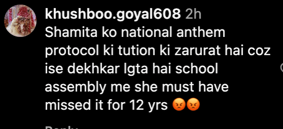 शमिता शेट्टी तिचे हात फिरवते, ध्वज फडकावताना राष्ट्रगीत खेळल्याप्रमाणे आजूबाजूला दिसते; चाहते तिला हावभाव अनादर करतात शमिता शेट्टी तिचे हात फिरवते, ध्वज फडकावताना राष्ट्रगीत खेळल्याप्रमाणे आजूबाजूला दिसते; चाहते तिला हावभाव अनादर करतात