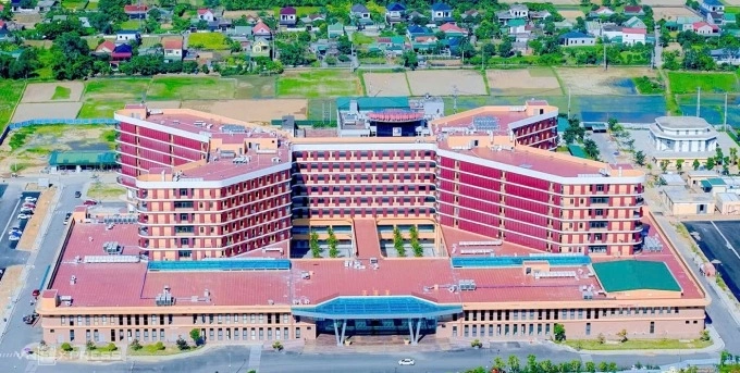 ऑन्कोलॉजी हॉस्पिटल एन. वाचन/डीयूसी हँग द्वारे फोटो