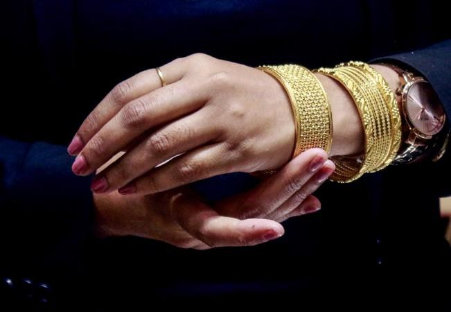 ट्रम्प म्हणतात की सोन्याच्या आयातीवर कोणतेही दर नाहीत, चीनच्या दरांची मुदत वाढवते