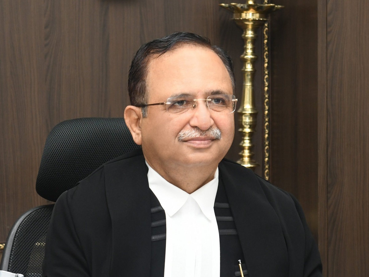 उच्च न्यायाचे मुख्य न्यायाधीश आल्ोक ऑड थेर मुंबई मार्कही न्यूज | हायकोर्टाचे मुख्य न्यायाधीश म्हणून नियुक्त केलेले आलोक अरधे | लोकमॅट ​​डॉट कॉमवर नवीनतम मुंबई बातम्या
