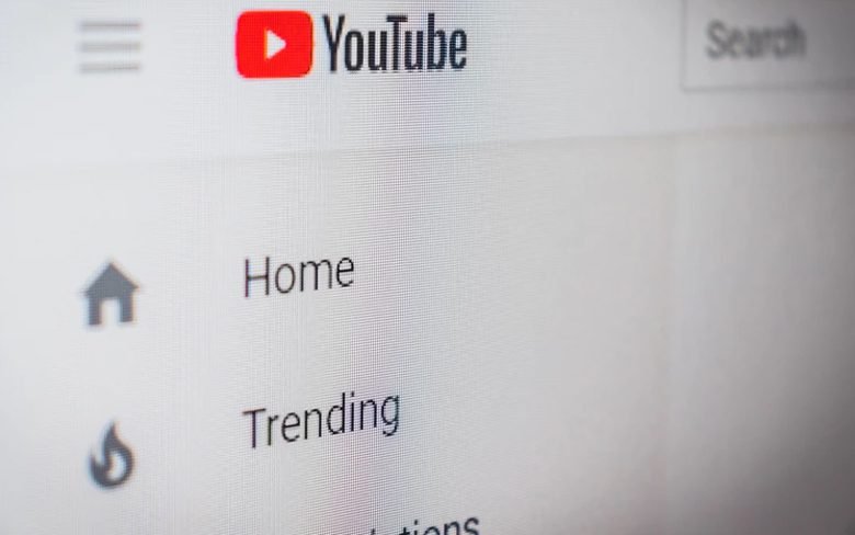 YouTube ची शिफारस केलेले व्हिडिओ YouTube ची शिफारस केलेले व्हिडिओ