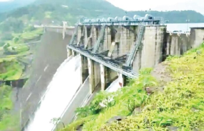 Hindu Hruday Samrat Shiv Sena chief Balasaheb Thackeray middle Vaitarna reservoir