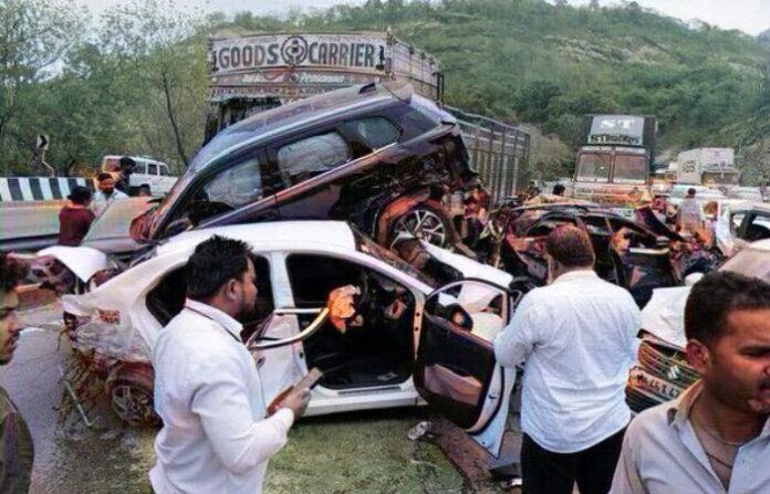 bor ghat accident