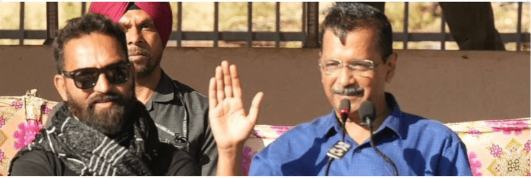 फाईल चित्र आपचे संयोजक अरविंद केजरीवाल मेहराज मलिकच्या विजयानंतर जम्मू काश्मीरमधील डोडा येथे रॅलीला संबोधित करीत आहेत अरिव्हिंद केजरीवाल