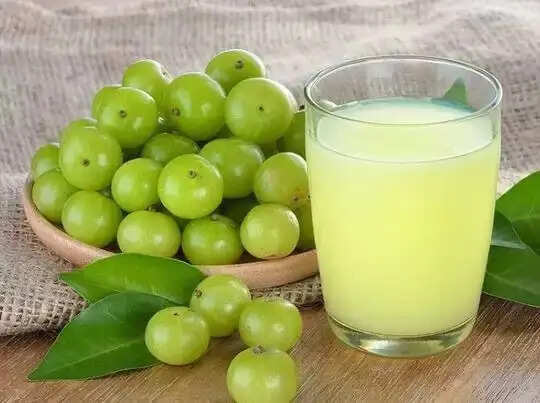 आमला: यूरिक acid सिड नियंत्रित करण्यासाठी नैसर्गिक उपाय