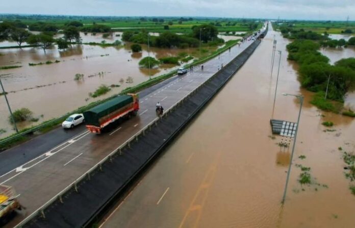 latur flood(6)
