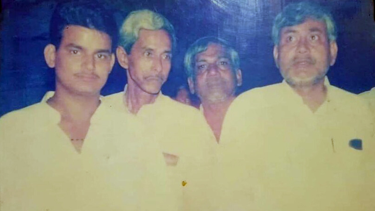 नितीष कुमार जुना फोटो