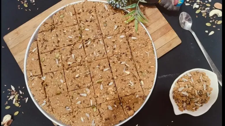 गोंड बियाणे ड्रायफ्रूट्स चिक्की
