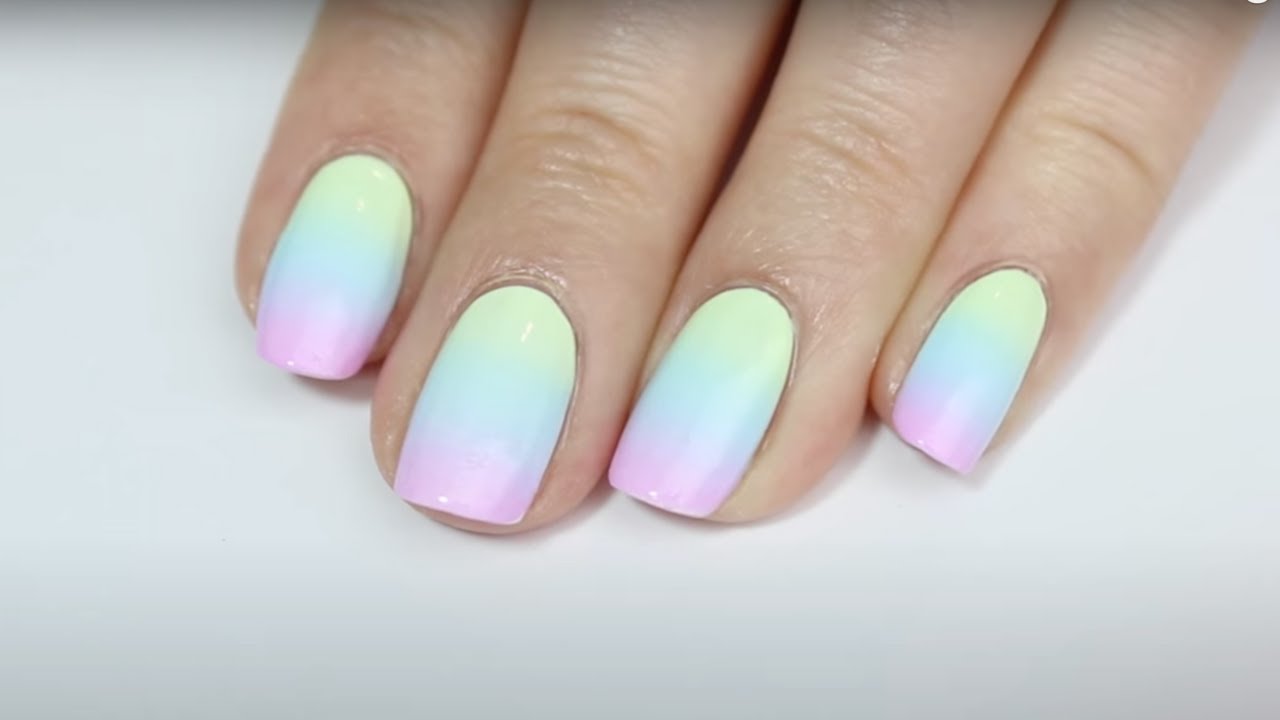 सोपे पेस्टल ओम्ब्रे / ग्रेडियंट नखे | हॅना वीर