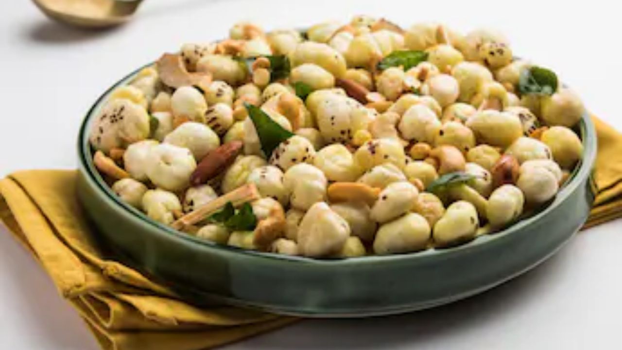 चटपटा पुदिना मखना नमकीन