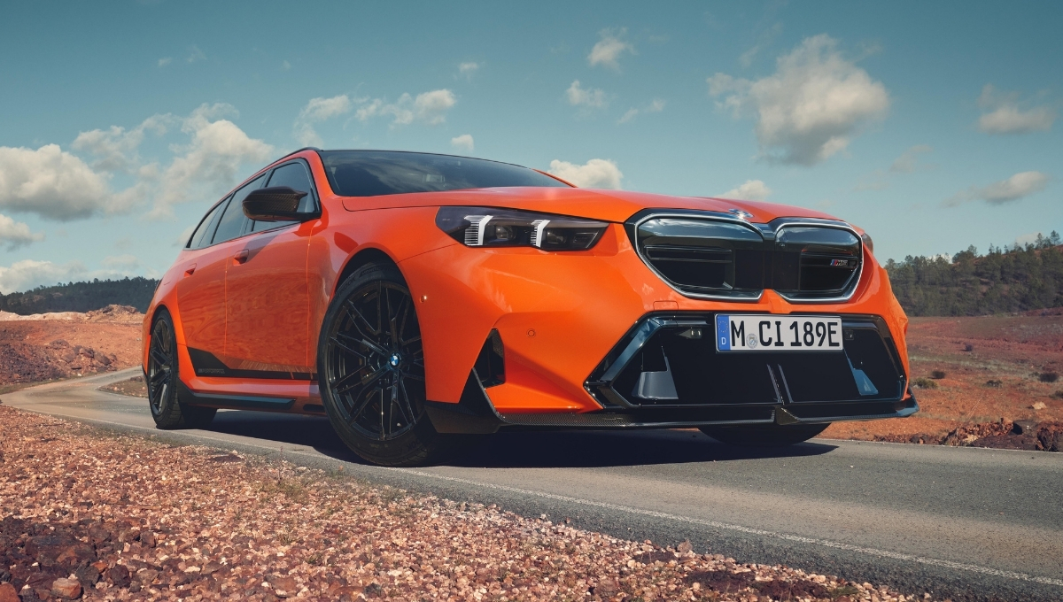 BMW M5 2025: Turbo-Hybrid Sedan Performance, Luxury, Speed, Features Review