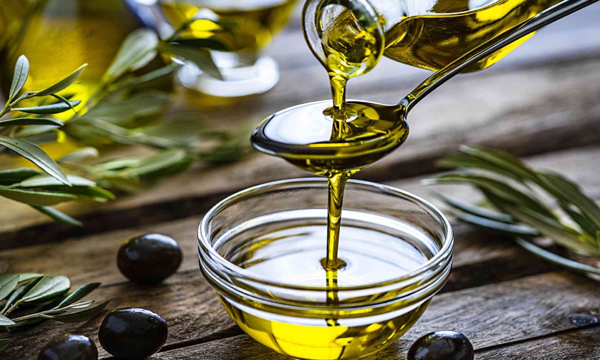 ऑलिव्ह ऑइलचा त्वचेसाठी उपयोग