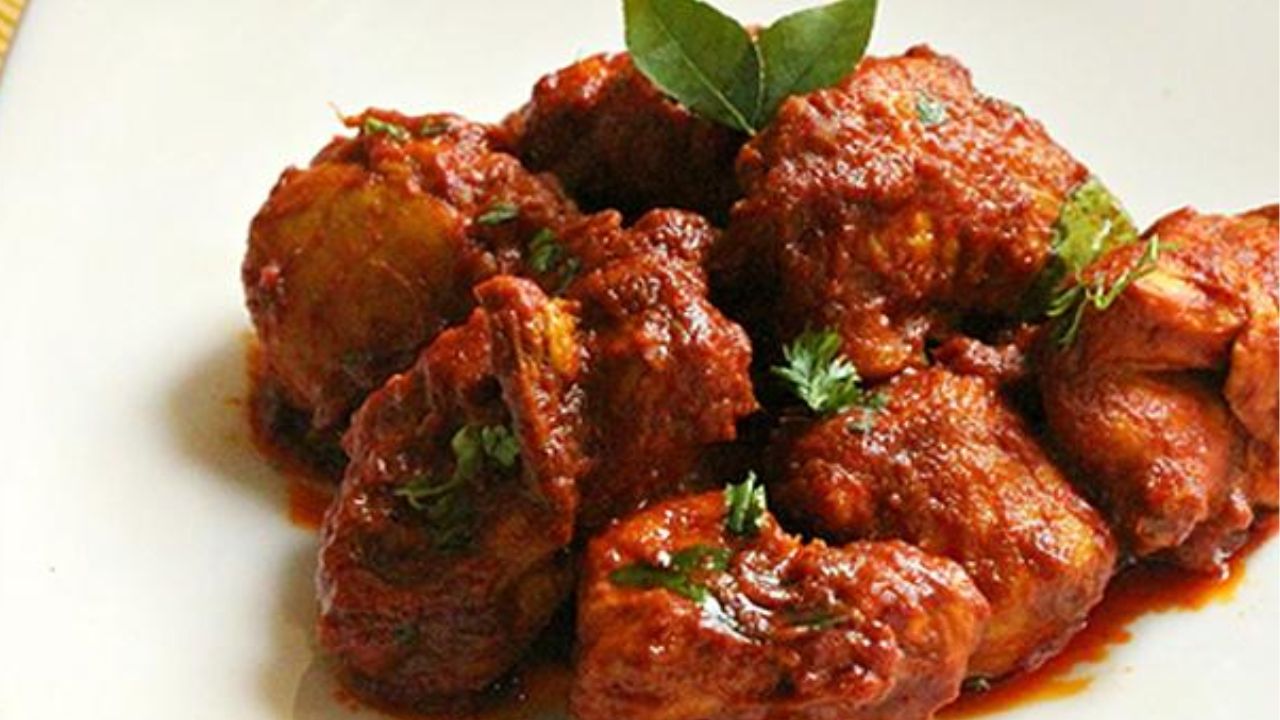 बटर चिकन तूप भाजून घ्या