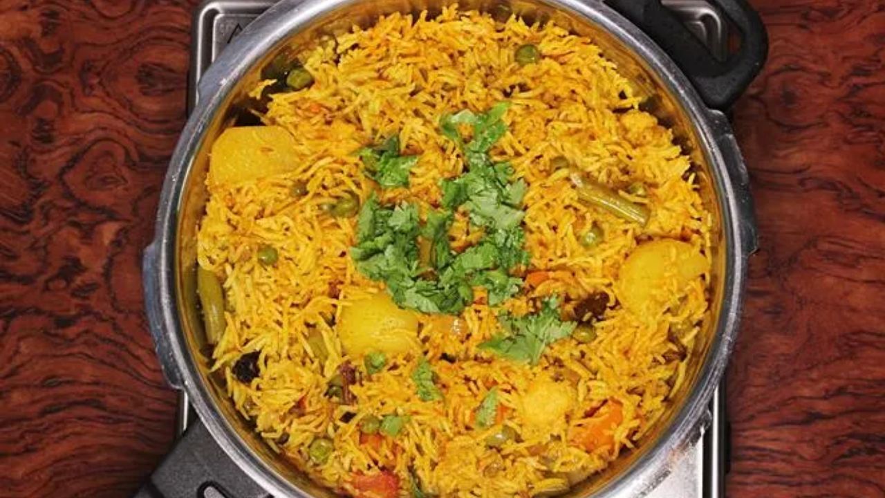 हिवाळी स्पेशल व्हेज टेहरी