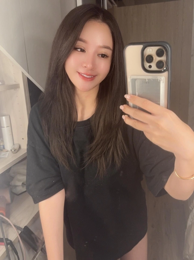 तैवानी मॉडेल आणि सोशल मीडिया प्रभावशाली आयरिस हसिह. Instagram/irisirisss900 वरून फोटो