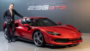 फेरारी 296 GTB: वेग, लक्झरी आणि अत्याधुनिक इटालियन अभियांत्रिकी उत्कृष्टतेचे अद्भुत मिश्रण