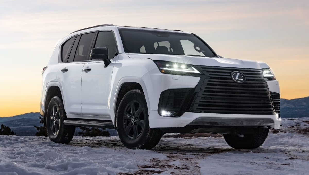 Lexus LX 2025 पुनरावलोकन: 10 एअरबॅग्ज आणि प्रीमियम कम्फर्टसह लक्झरी पूर्ण-आकाराची SUV