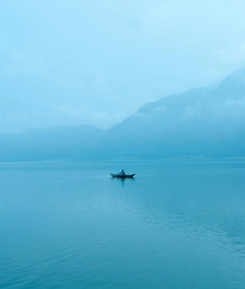 निळ्या रंगाचे स्वप्न पाहिल्याने आपण खरोखर कोण आहात हे स्पष्ट होते