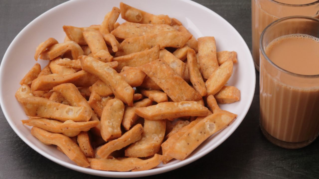 नमकीन पारेस