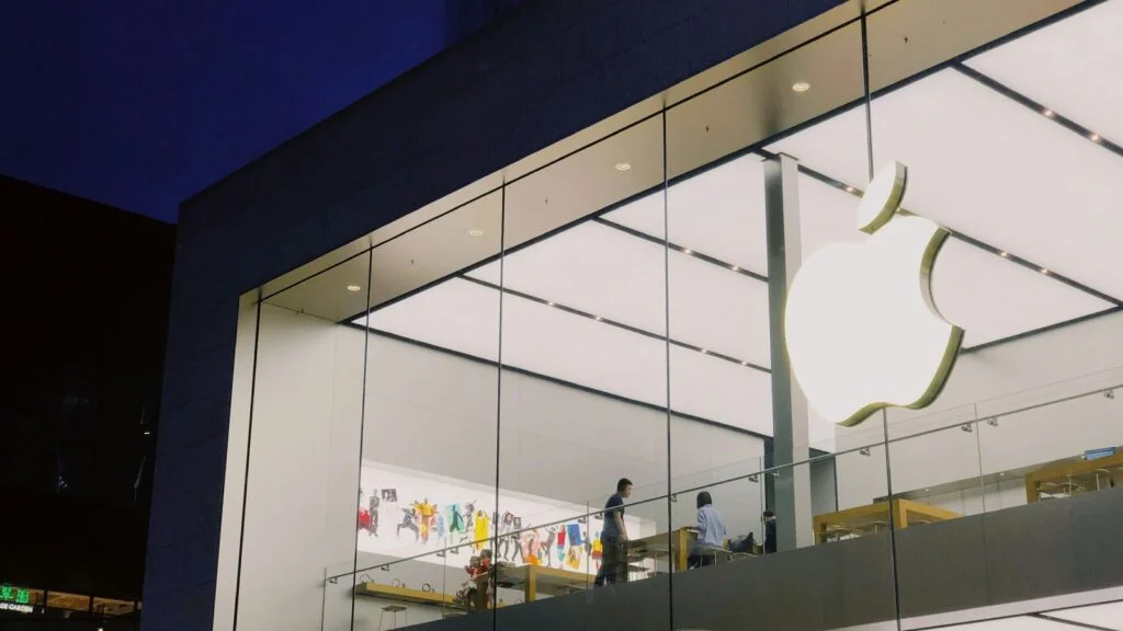 iPhone se 4 रेंडर iPhone SE 4 रेंडर