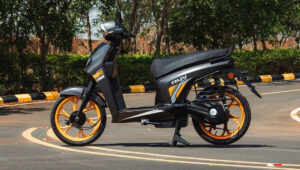 BGauss BG RUV 350: आधुनिक डिझाइन, इको-फ्रेंडली कामगिरी आणि परवडणारी किंमत आणते