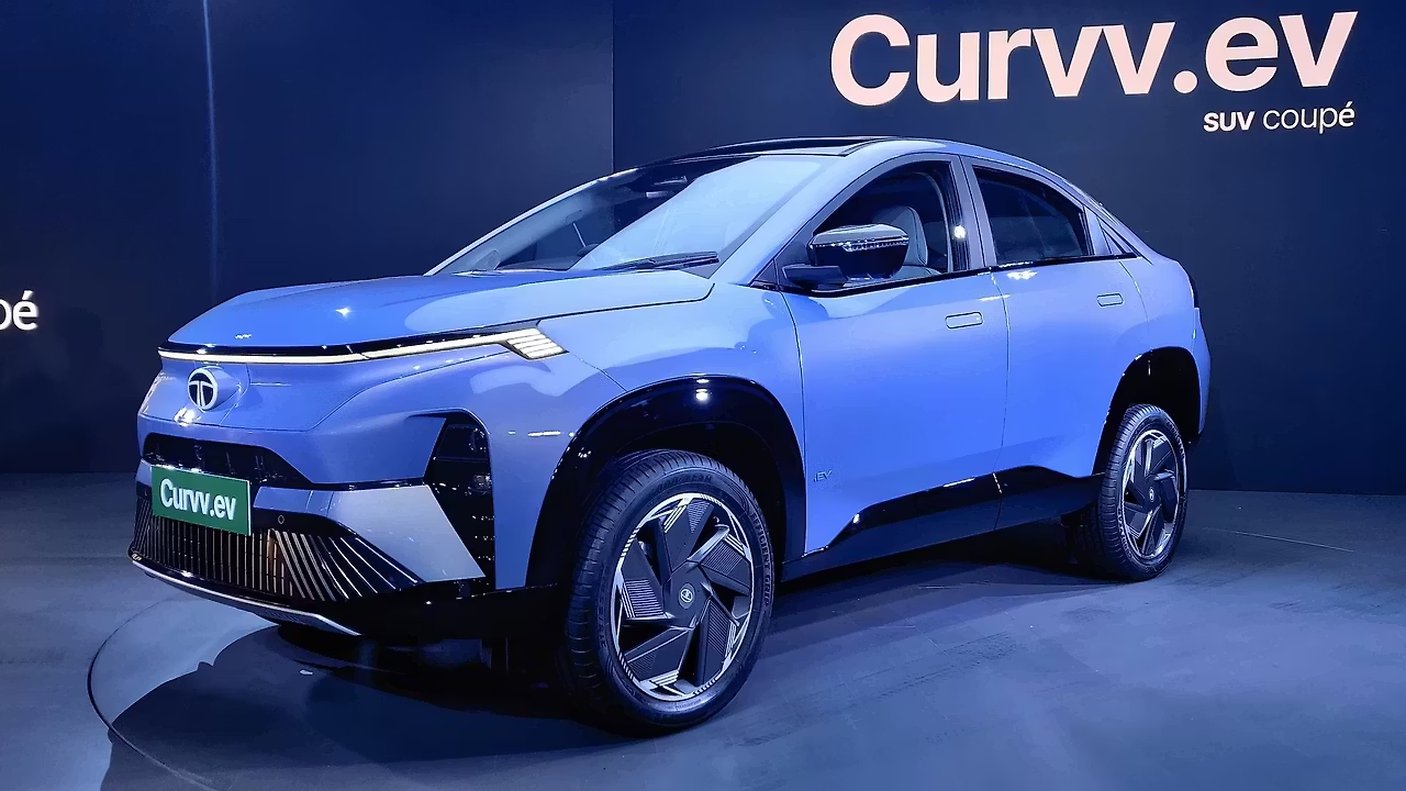 Tata Curvv EV 2025 फर्स्ट ड्राईव्ह रिव्ह्यू - फ्युचरिस्टिक डिझाईन इलेक्ट्रिक परफॉर्मन्सला भेटतो - टाइम्स बुल