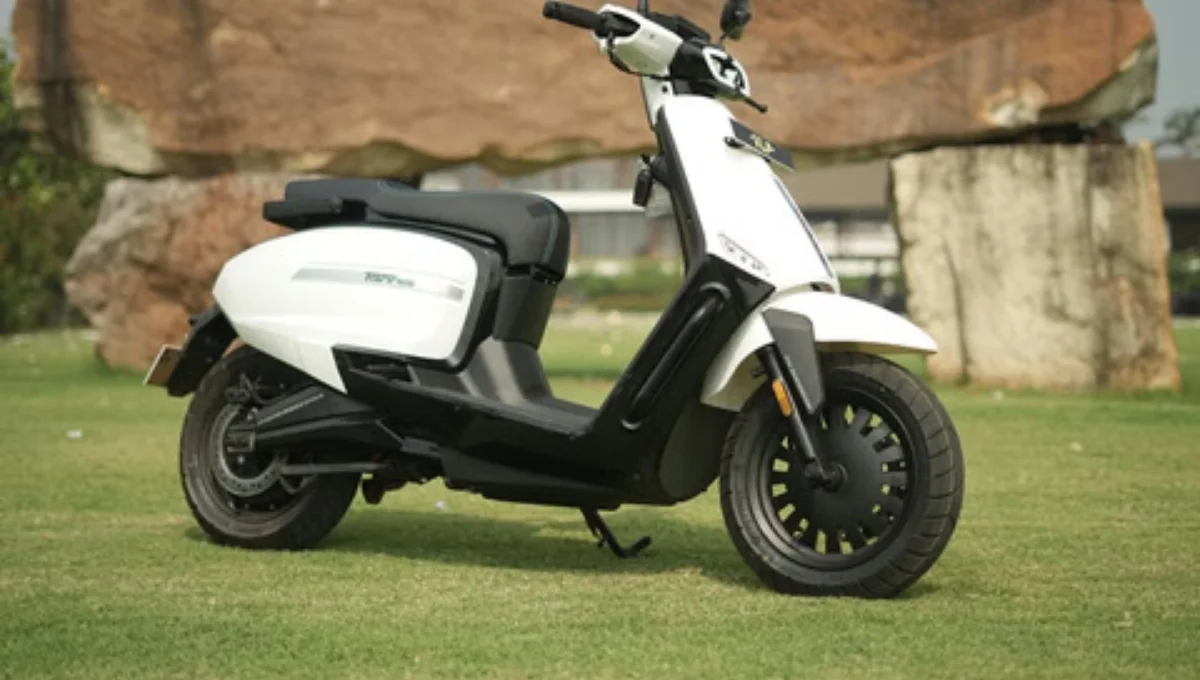 VLF टेनिस 1500