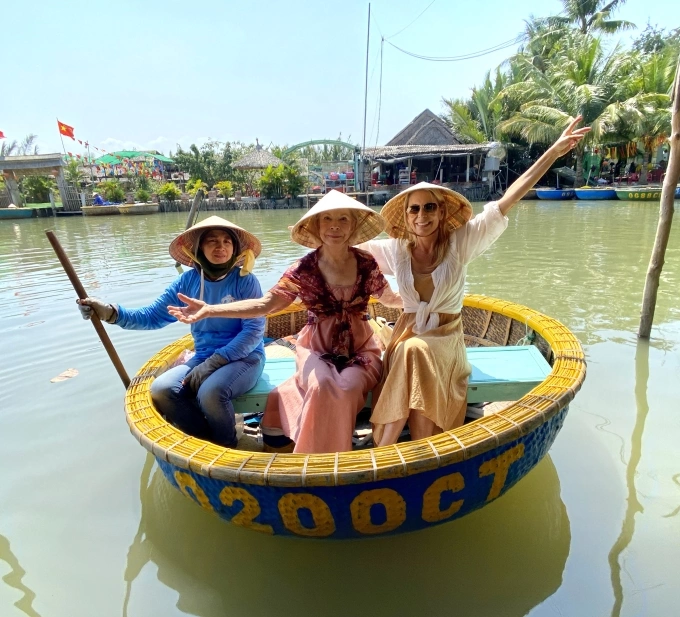 सुसान आणि तिच्या आईने तिचे निधन होण्यापूर्वी व्हिएतनाममध्ये एकत्र अर्थपूर्ण सहलीचा अनुभव घेतला.