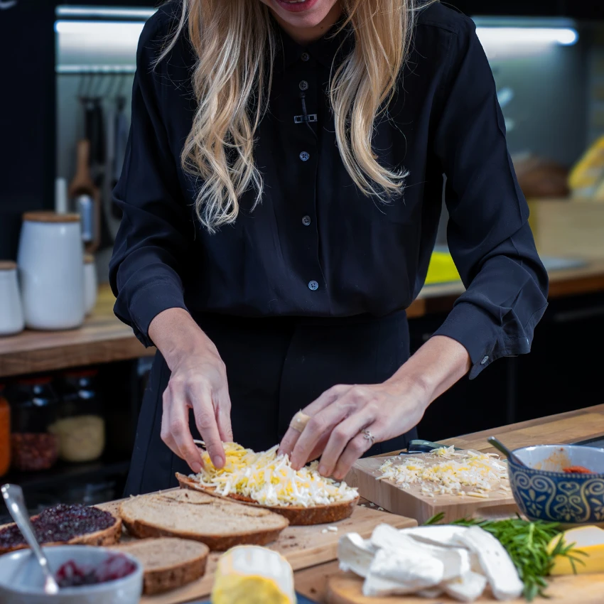 ग्रील्ड चीज अत्यंत संशयास्पद कोणालाही आवडत नाही