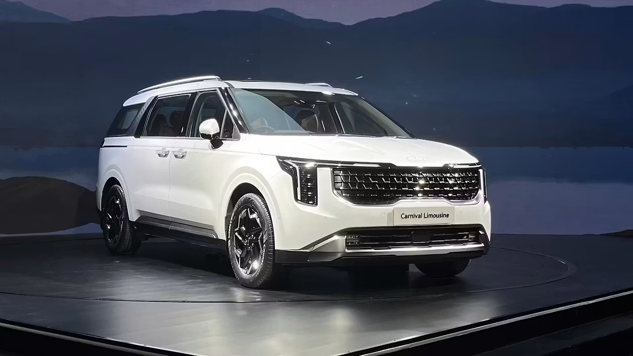 नवीन-जनरल किया कार्निव्हल भारतात लॉन्च झाला आहे. 63.90 लाख - कारवाले