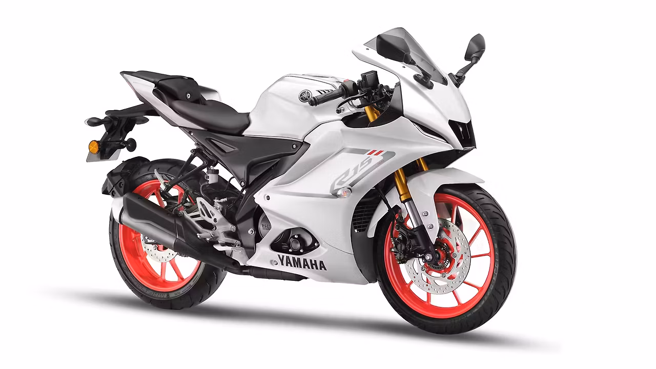 2023 यामाहा R15 V4, R15S किरकोळ अपडेट्ससह लॉन्च केले - BikeWale
