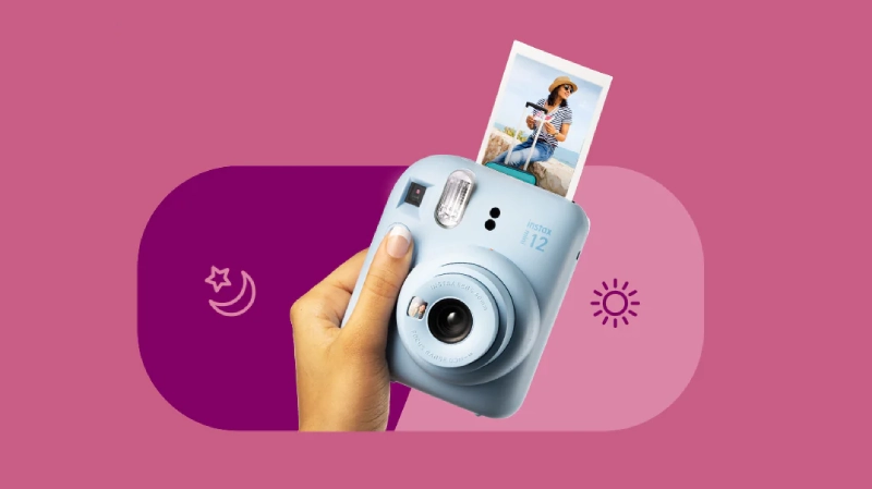 Instax कॅमेरा
