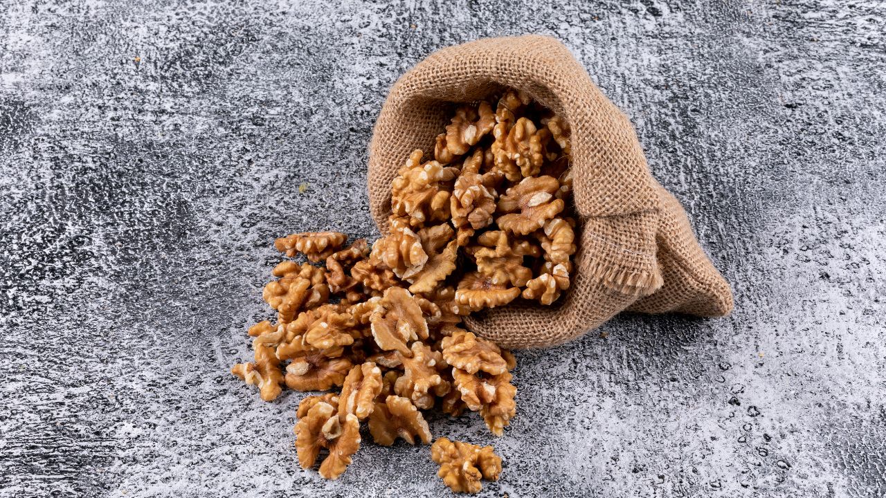 हिवाळ्यासाठी सुकी फळे 4