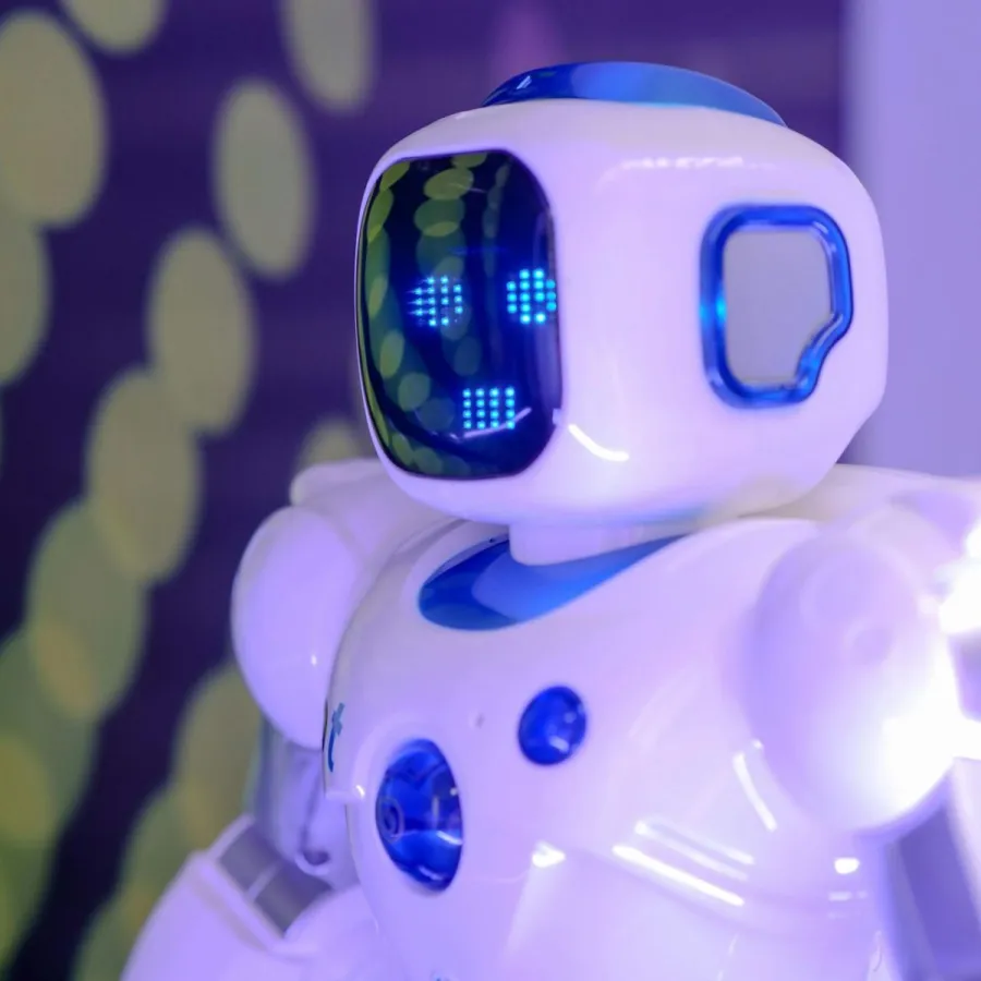 ब्लू क्लाउड सॉफ्टटेक सोल्यूशन्स