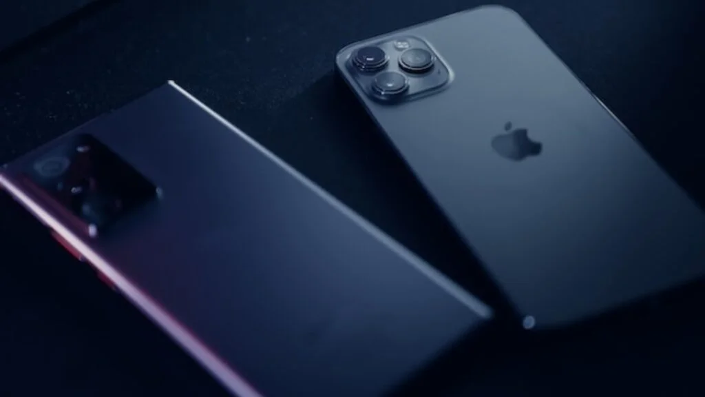 ऍपल आणि सॅमसंग