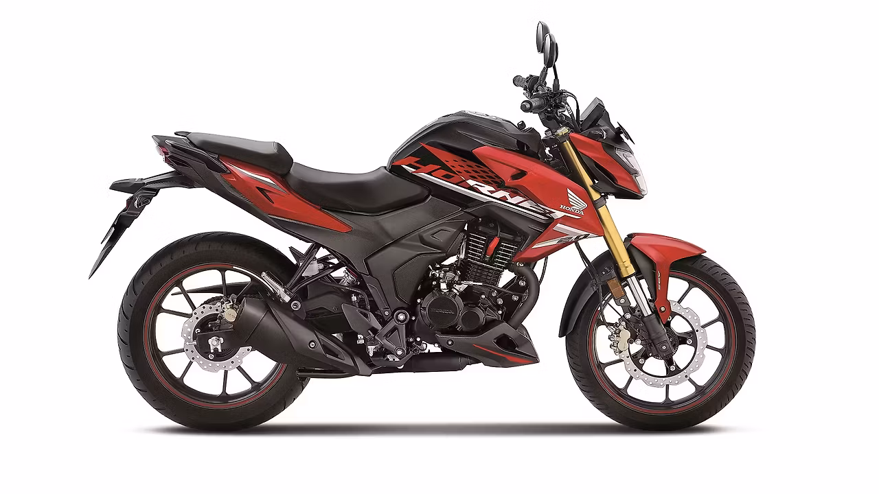 Honda Hornet 2.0 च्या प्रतिमा | हॉर्नेट 2.0 चे फोटो - BikeWale