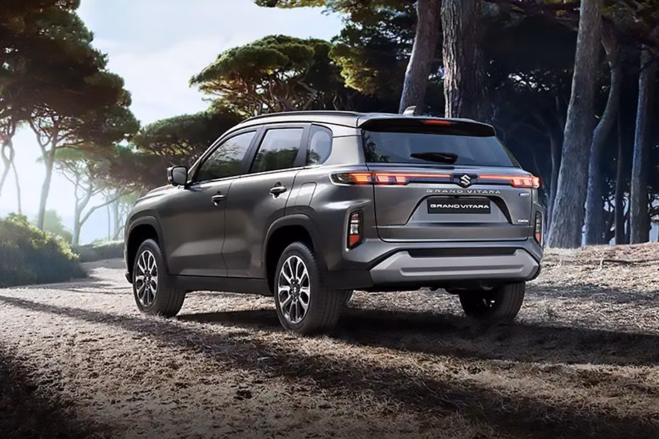 मारुती ग्रँड विटारा किंमत, प्रतिमा, रंग, पुनरावलोकने आणि वैशिष्ट्ये