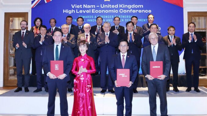 व्हिएतजेटने जागतिक विस्ताराला चालना देण्यासाठी 100 एअरबस विमाने आणि US डॉलर 3.8 अब्ज रोल्स-रॉयस इंजिन ऑर्डरला अंतिम रूप दिले