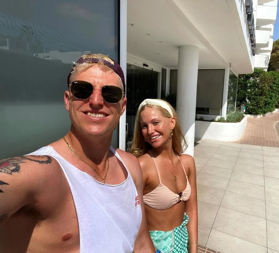 ब्रायडन कार्सची जोडीदार - मरीना मॅकिंटॉश