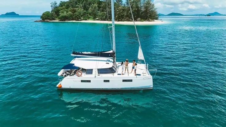 कथा पिन प्रतिमा