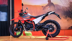 KTM 390 साहस: आत्मविश्वास आणि आरामाने महामार्ग आणि टेकड्यांवर विजय मिळवा