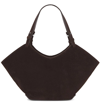 हाय-एंड आणि लोकप्रिय फॅशन (क्रमांक 38) - 12 मधील फरक ओळखण्यासाठी तुमच्या कौशल्यांची चाचणी घ्या