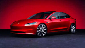 टेस्ला मॉडेल 3: 2026 मध्ये भारतात येणाऱ्या लक्झरी इलेक्ट्रिक कारसाठी एक नवीन सुवर्ण अध्याय