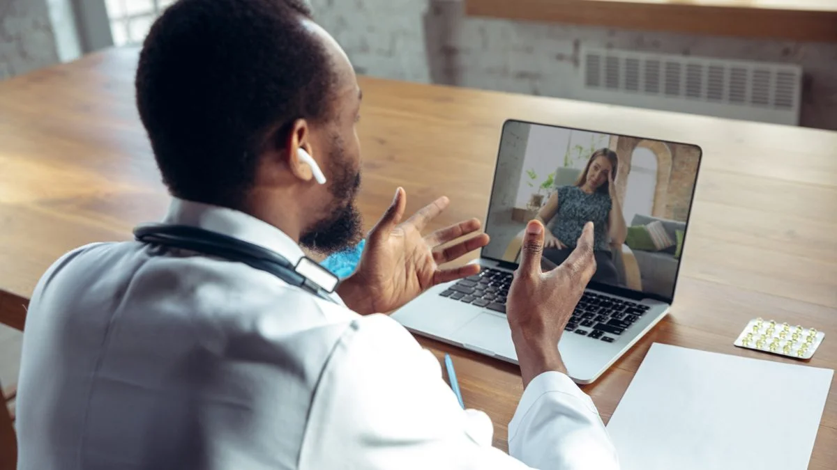 ऑनलाइन मानसिक आरोग्य ऑनलाइन मानसिक आरोग्य